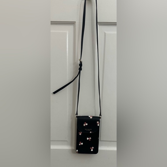 Kate Spade North South Flap Phone Crossbody - Picture 4 of 11